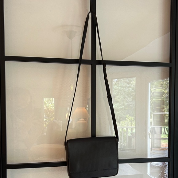 Nisolo Handbags - Nisolo Black Crossbody Bag